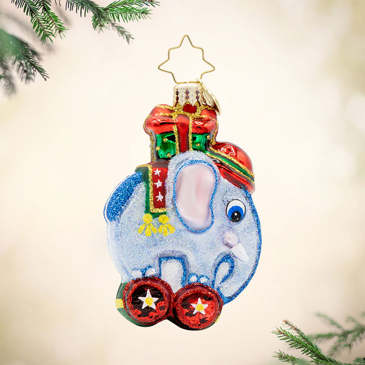 Tiny Trunk Traveler Gem