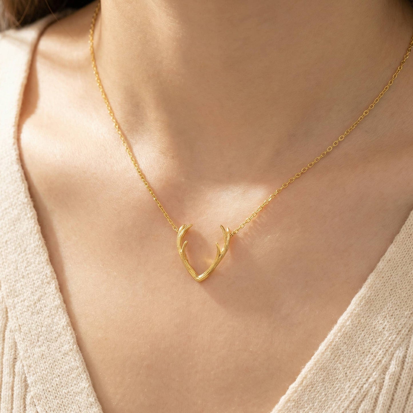 Classic Antler Pendant Necklace